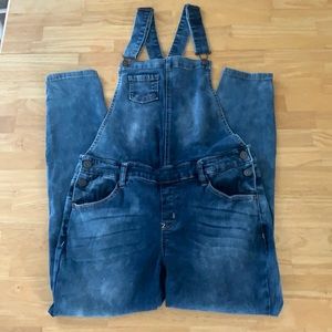 Kohl’s Wallflower Insta Soft Overalls Size L